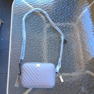 The Victoria Top-Zip Crossbody